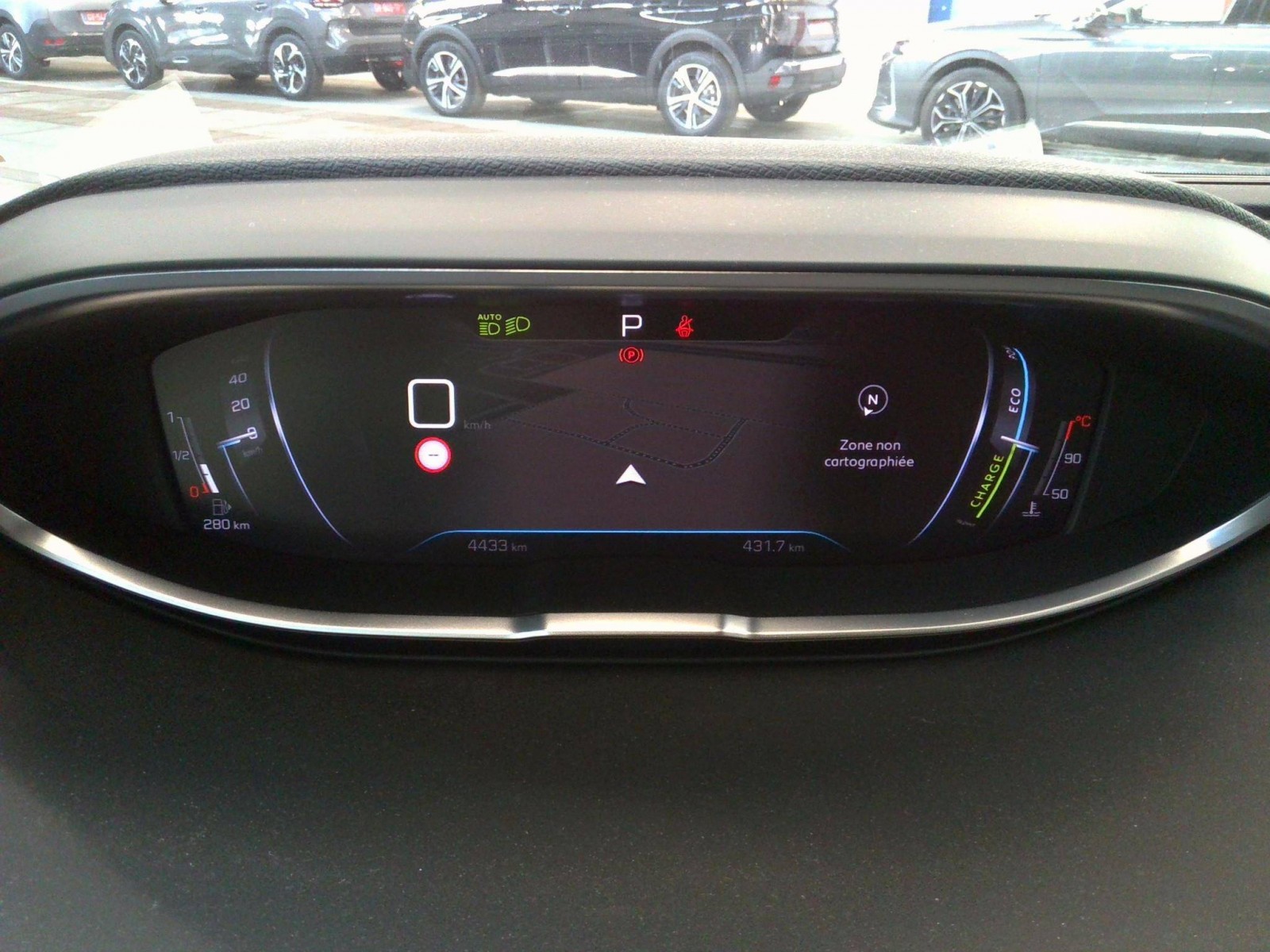 PEUGEOT - 5008 - #201392 - 5