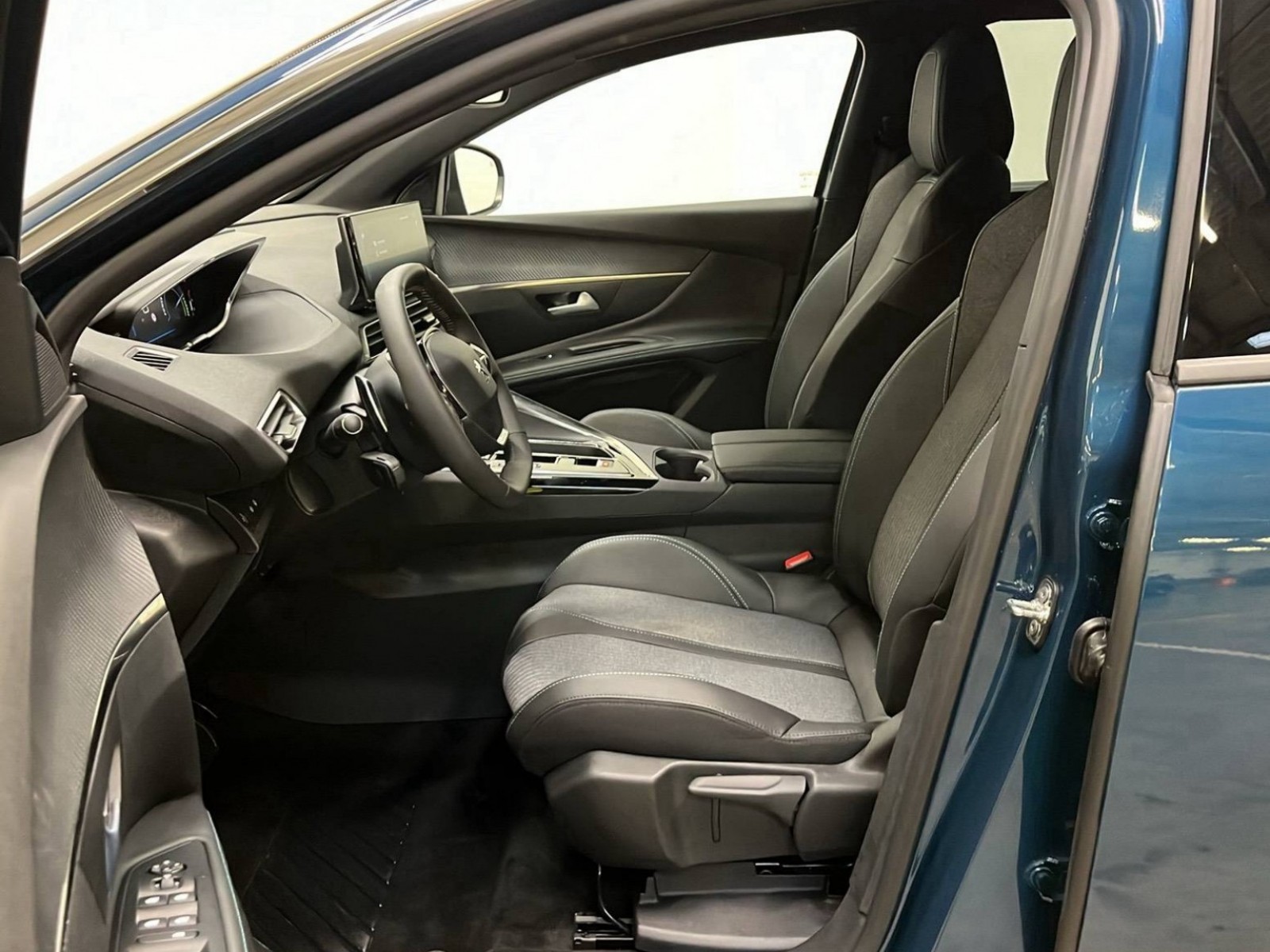 PEUGEOT - 5008 - #333144 - 24