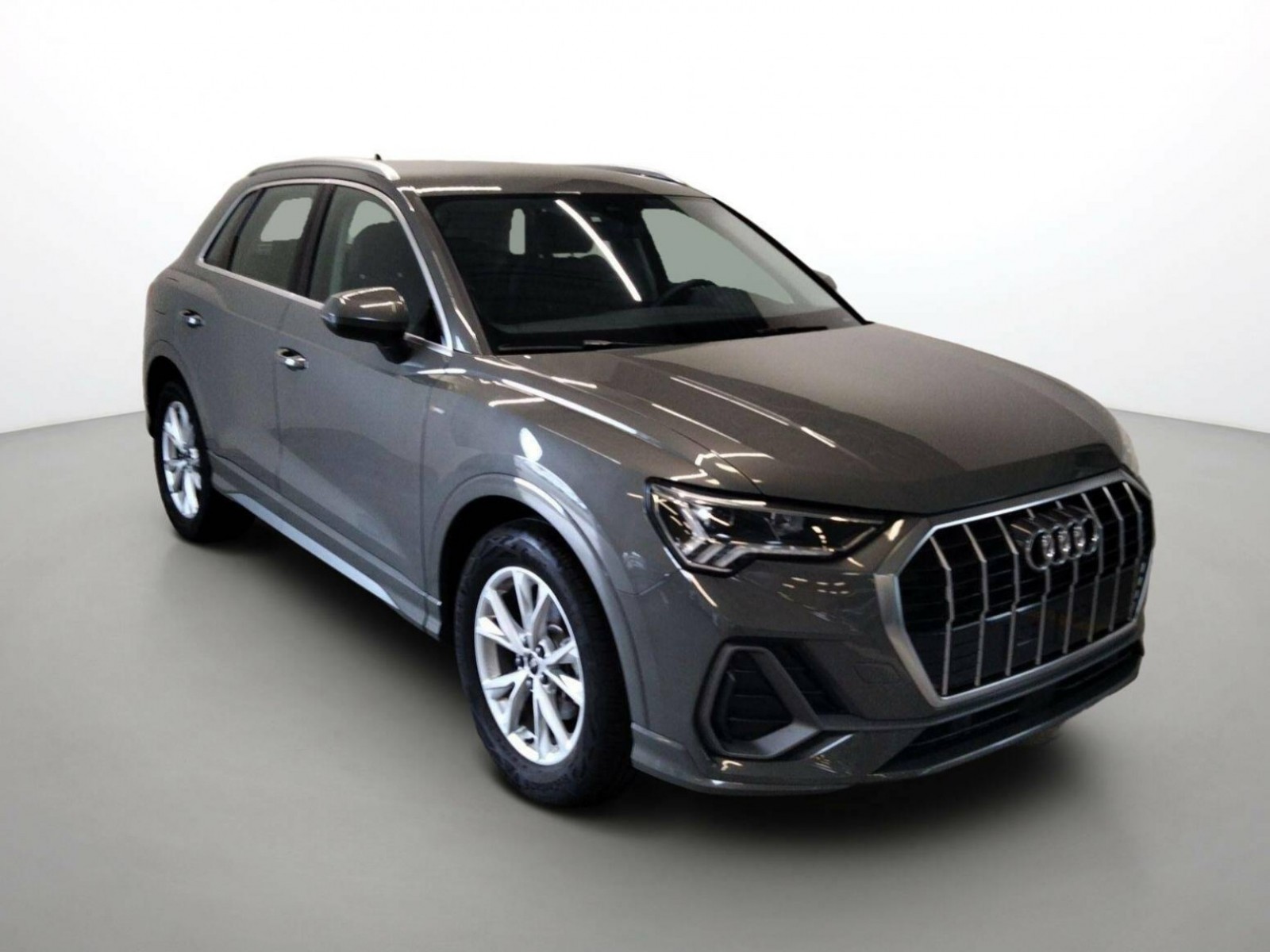 AUDI - Q3 - #199031 - 1