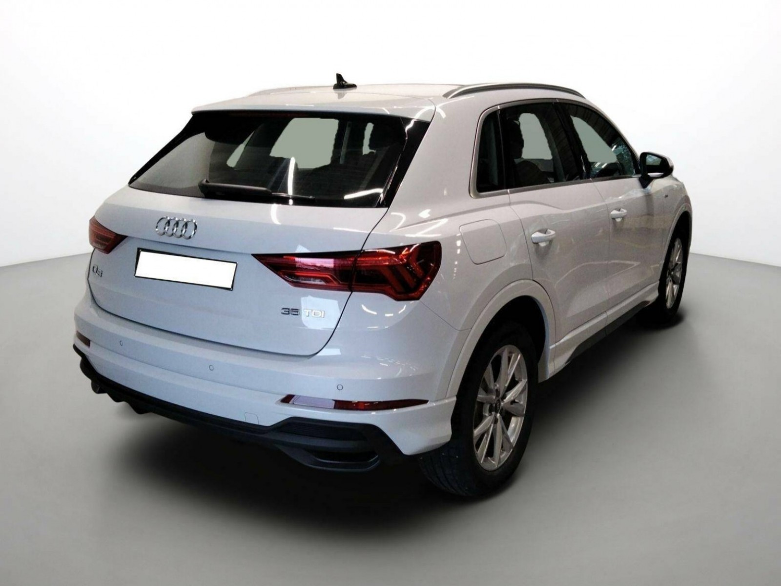 AUDI - Q3 - #198637 - 3