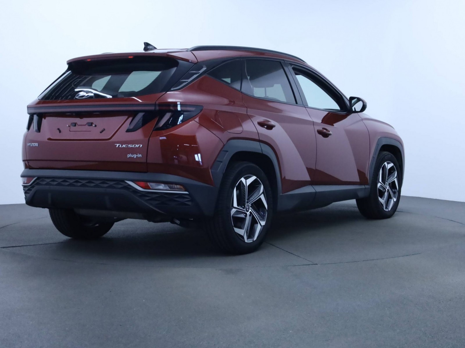 HYUNDAI - TUCSON - #201627 - 17