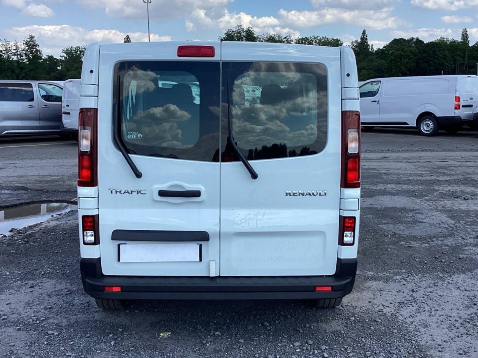 RENAULT - TRAFIC COMBI - #202057 - 18
