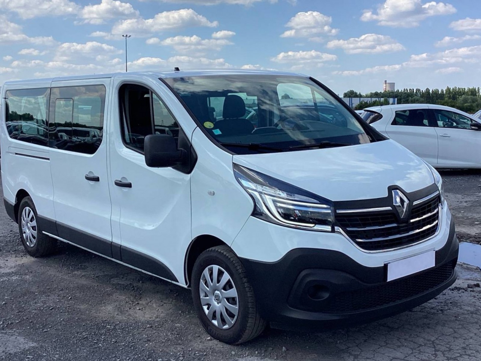 RENAULT - TRAFIC COMBI - #202057 - 21