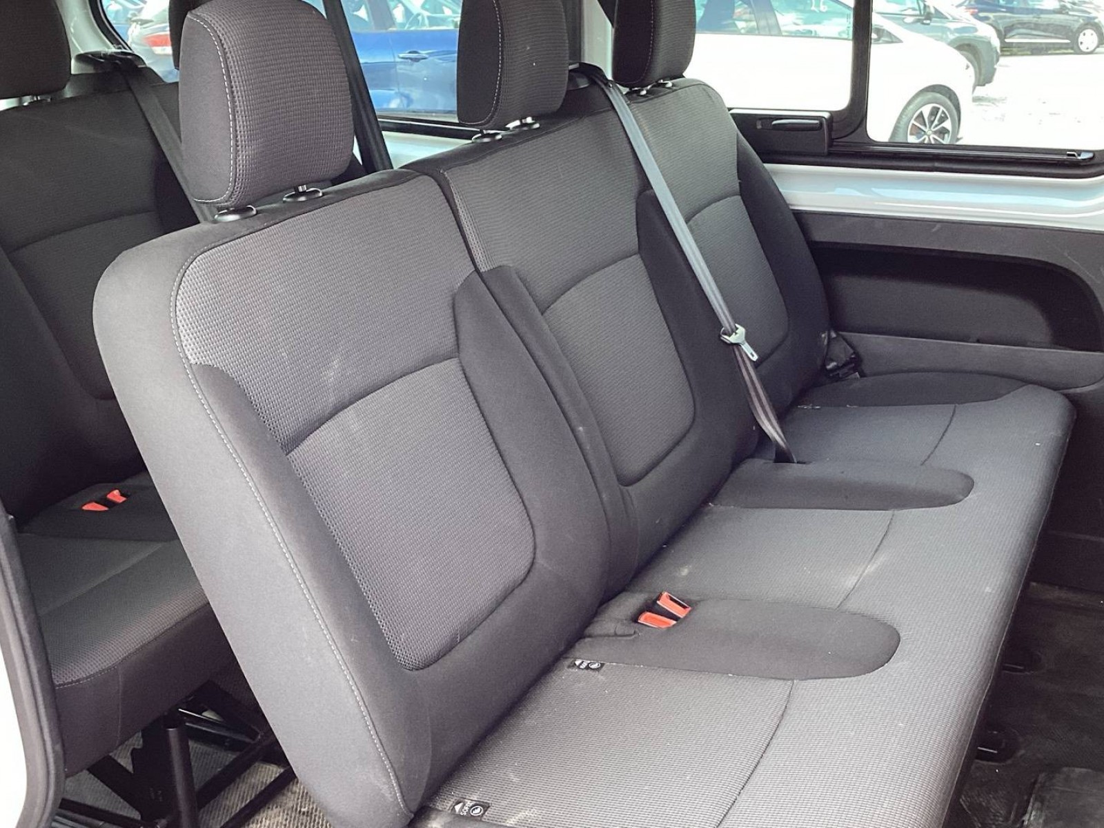 RENAULT - TRAFIC COMBI - #202057 - 9