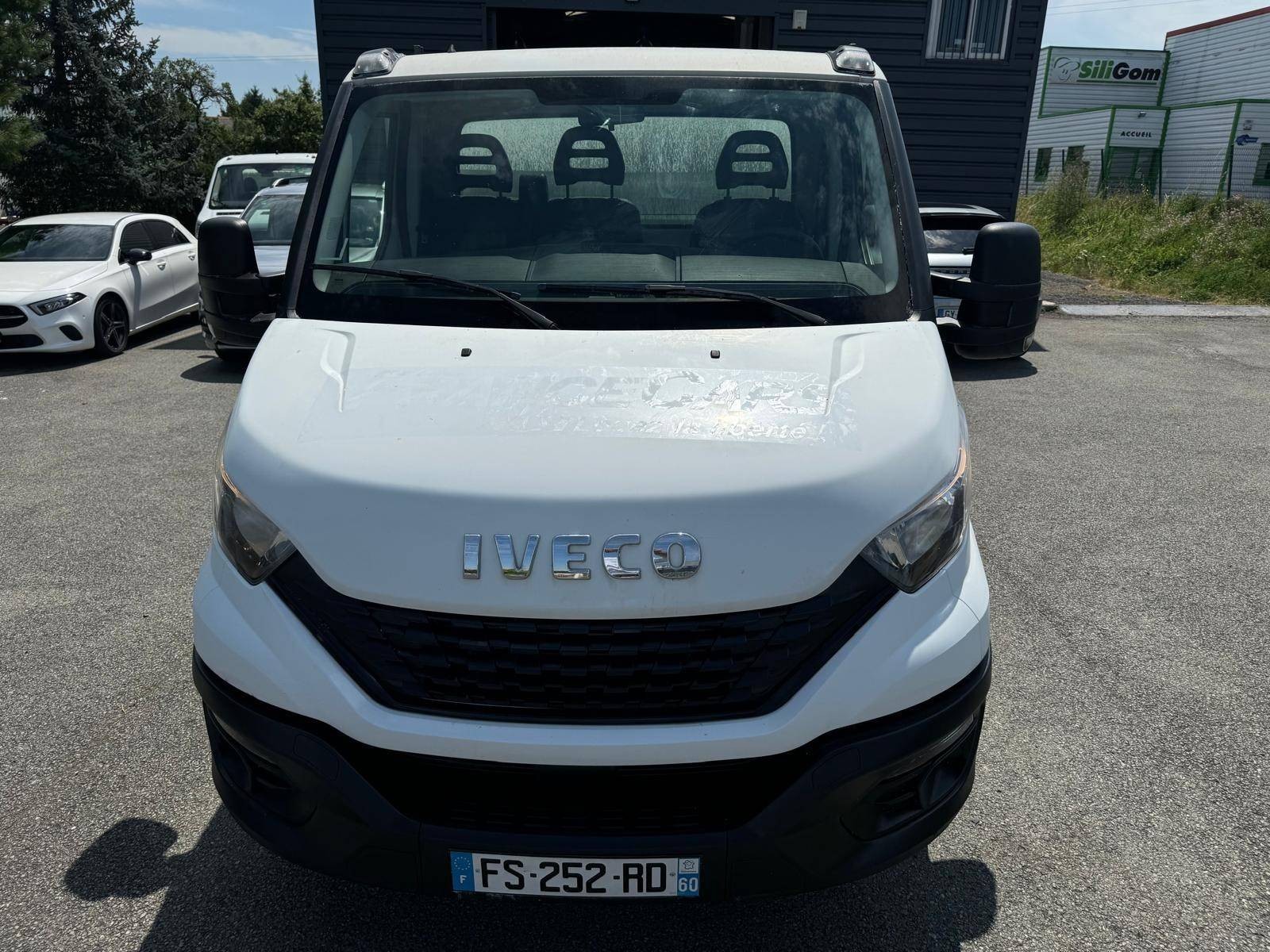 IVECO - DAILY CHASSIS CABINE - #202411 - 1