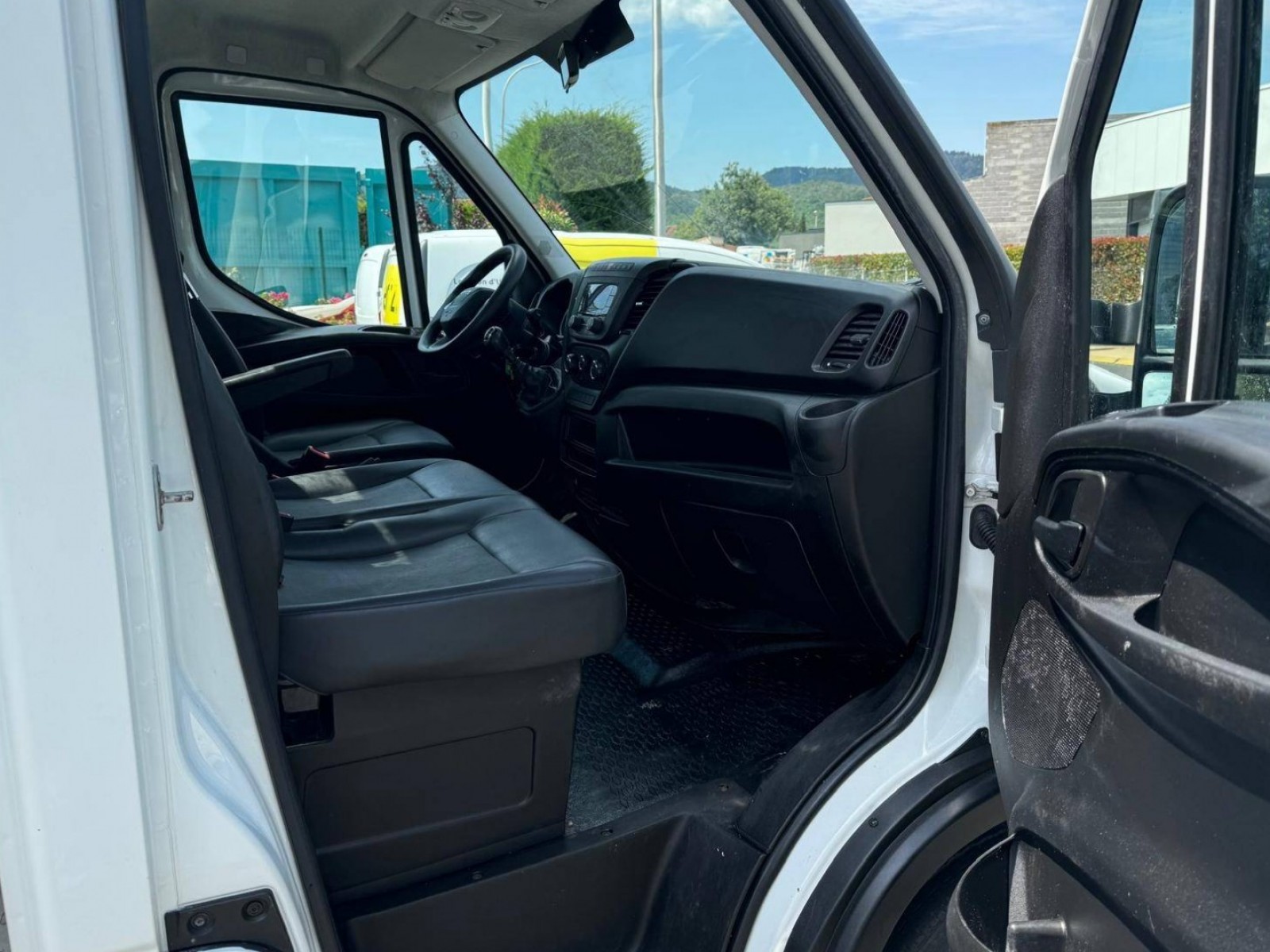 IVECO - DAILY CHASSIS CABINE - #202411 - 22