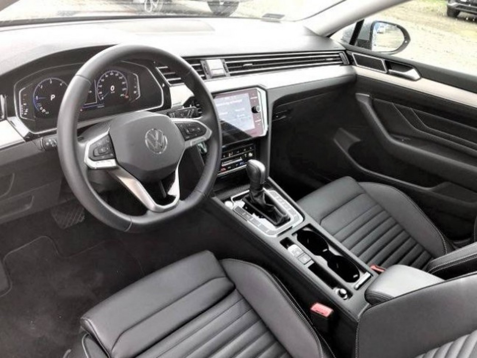 VOLKSWAGEN - PASSAT SW - #188016 - 20