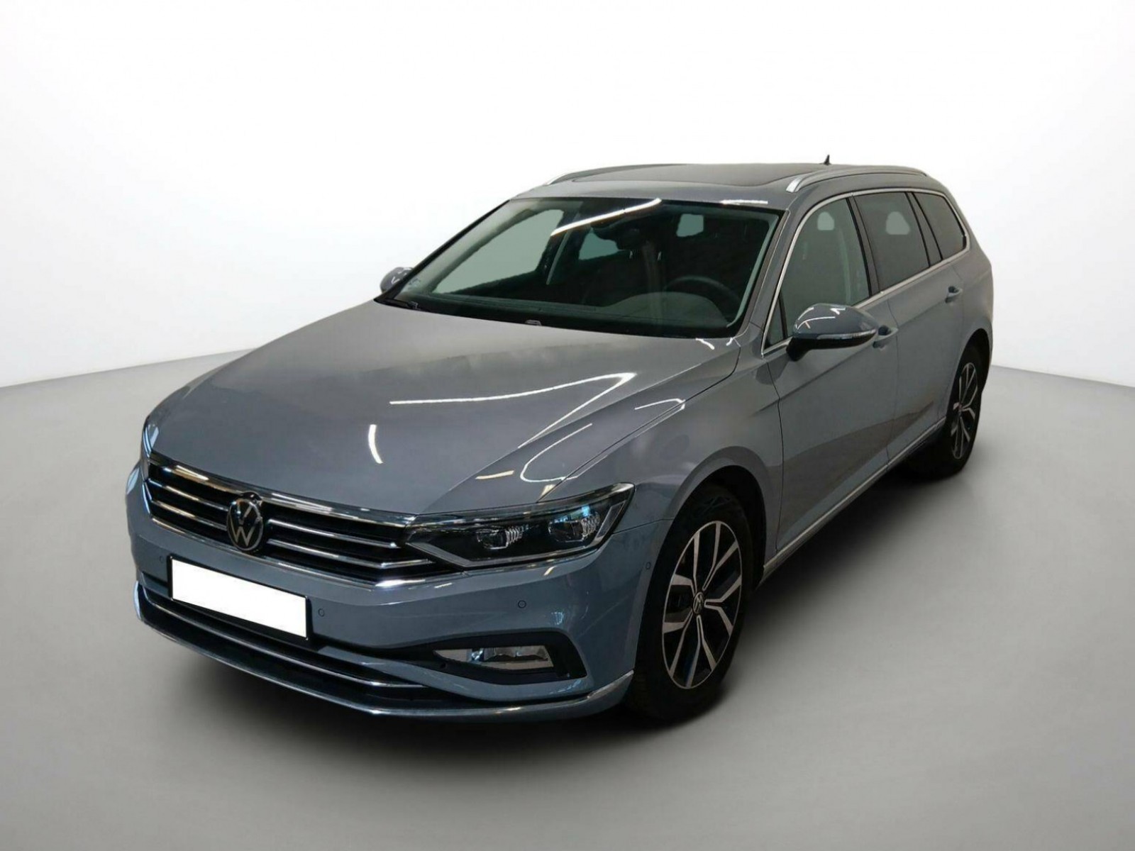 VOLKSWAGEN - PASSAT SW - #188017 - 0