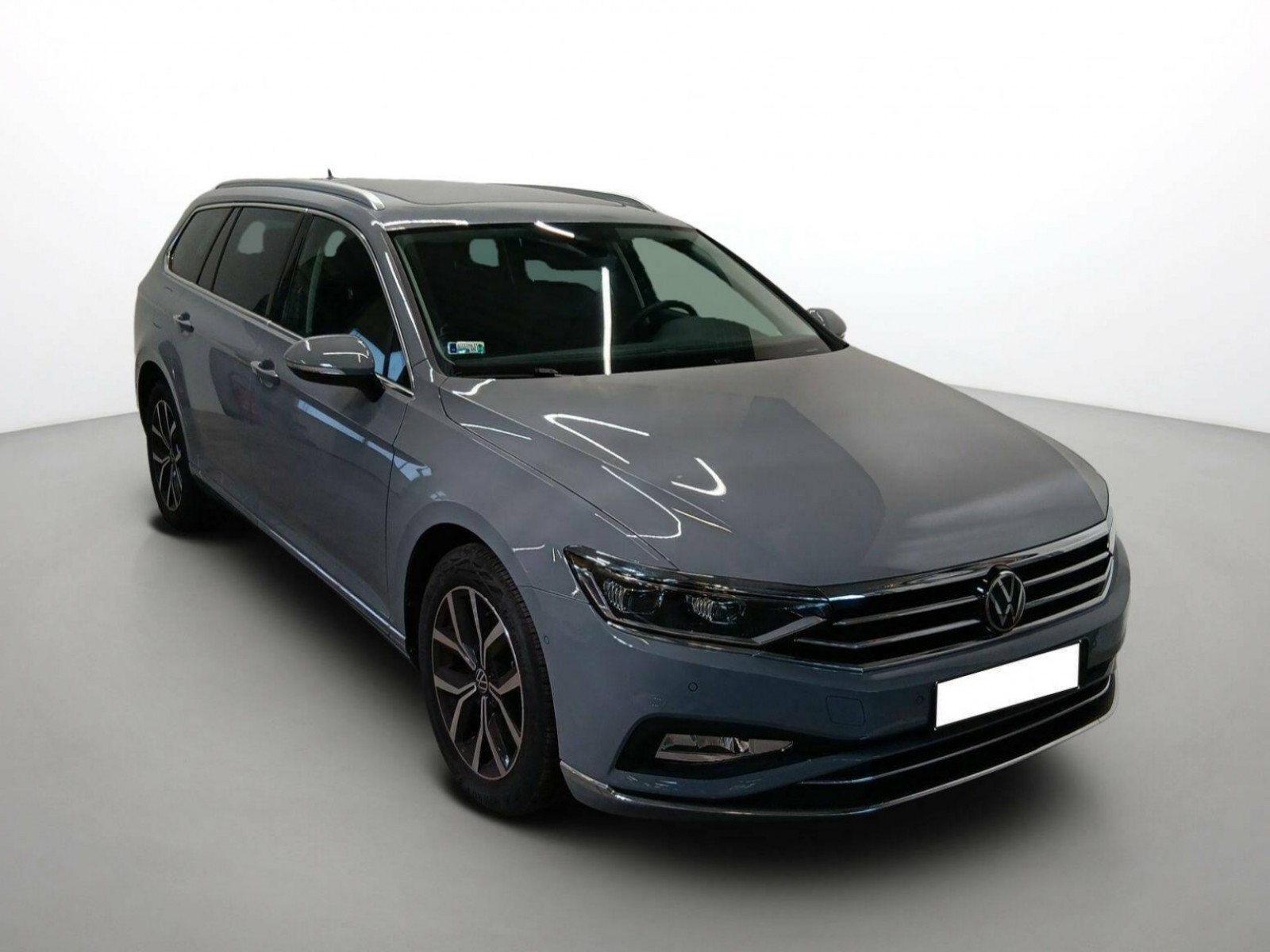 VOLKSWAGEN - PASSAT SW - #188017 - 1
