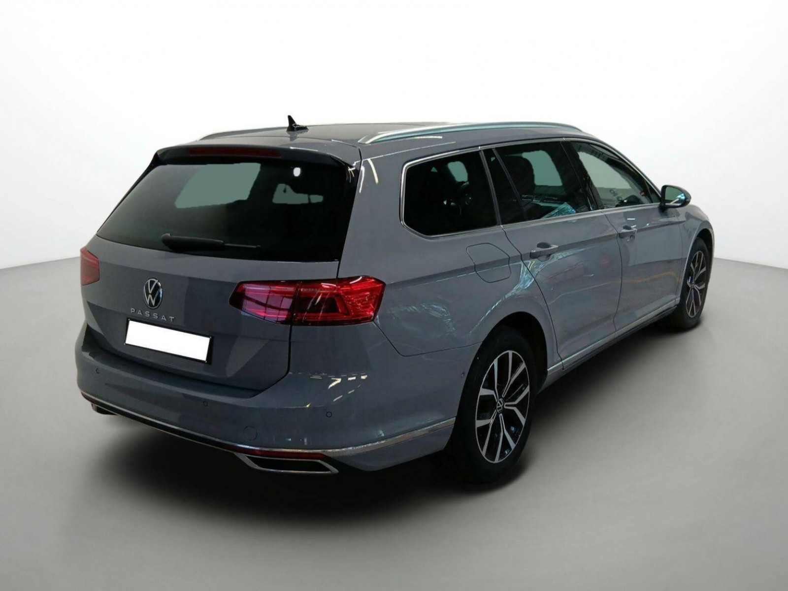 VOLKSWAGEN - PASSAT SW - #188017 - 3