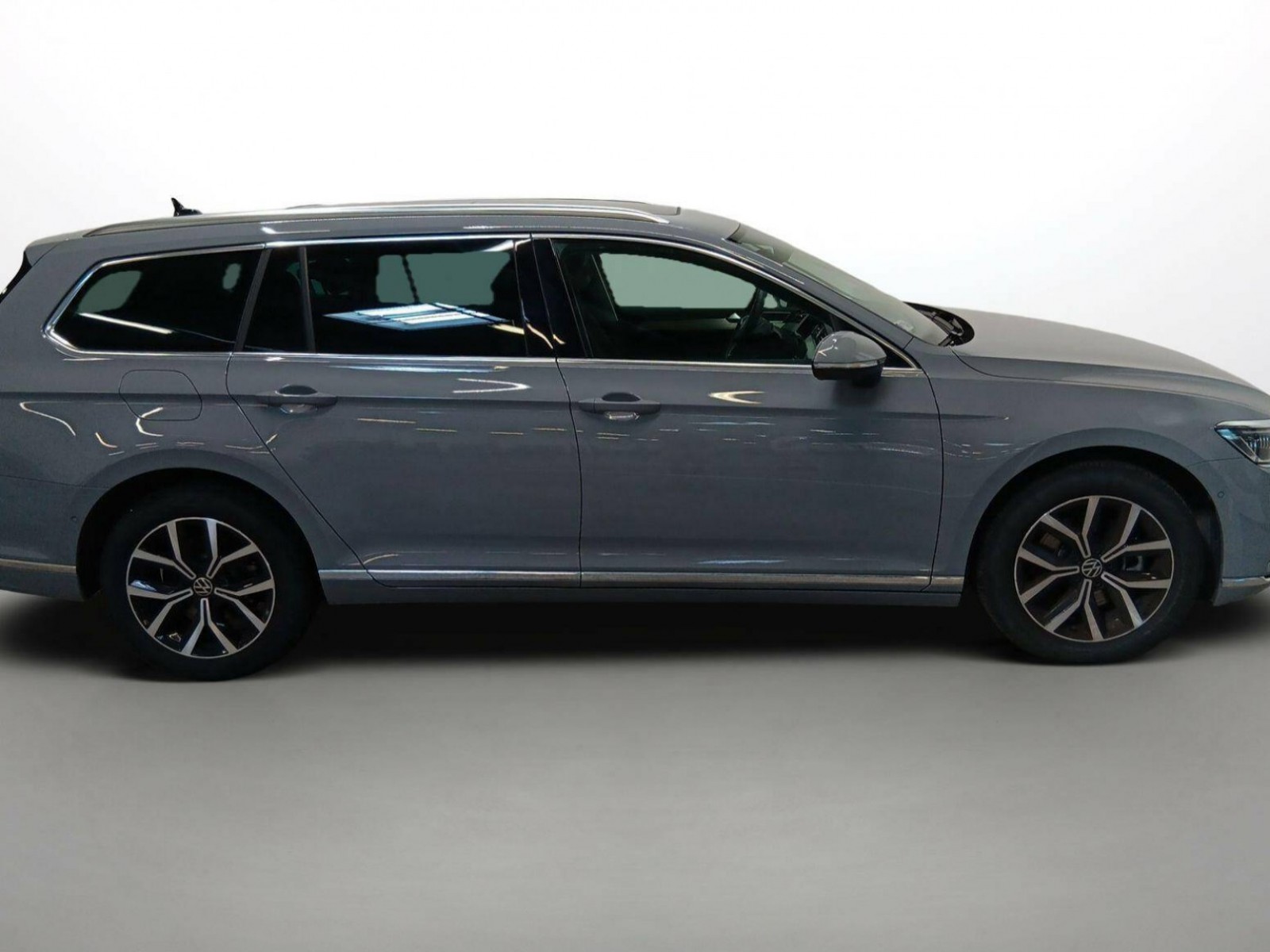 VOLKSWAGEN - PASSAT SW - #188017 - 15