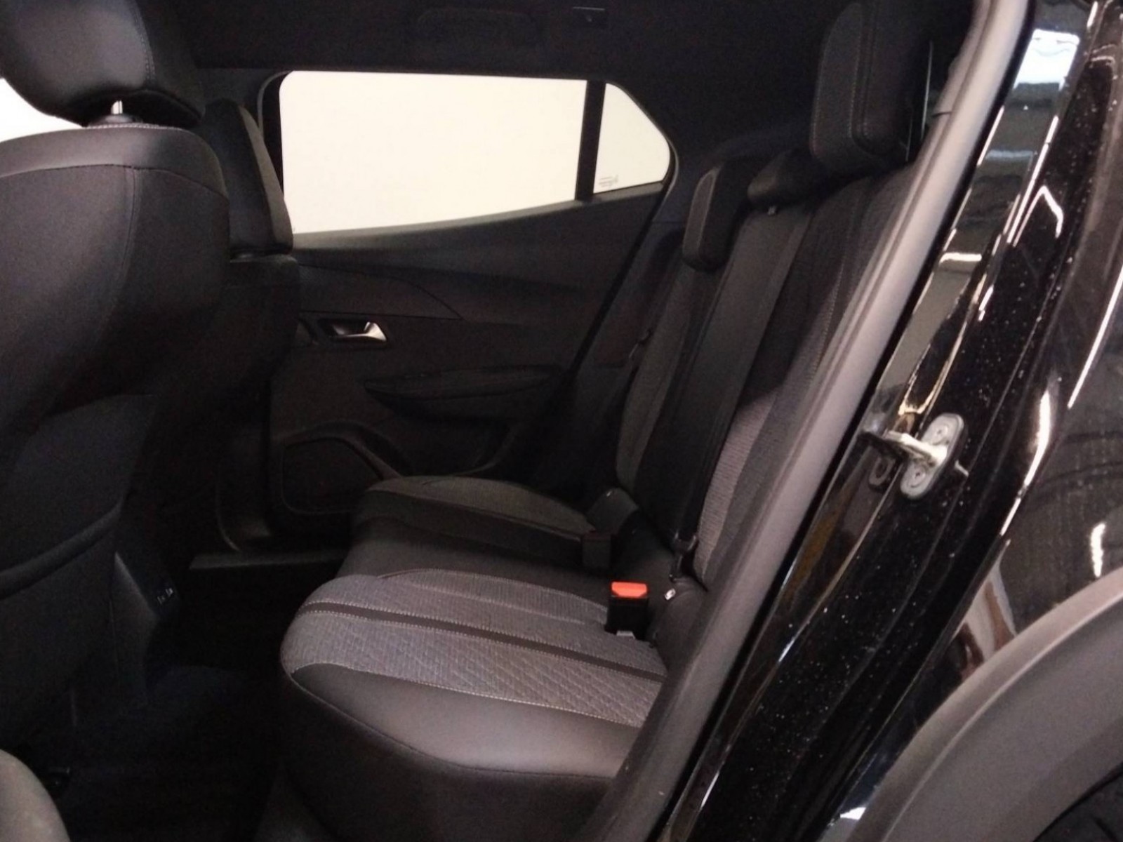 PEUGEOT - 2008 - #188601 - 8