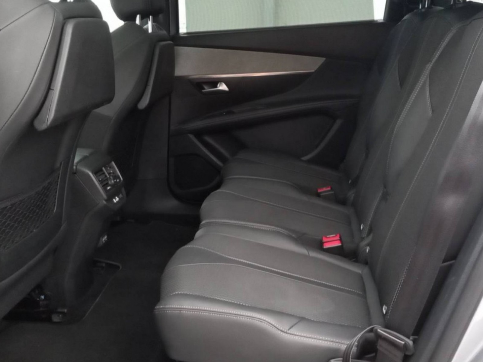 PEUGEOT - 5008 - #201288 - 24