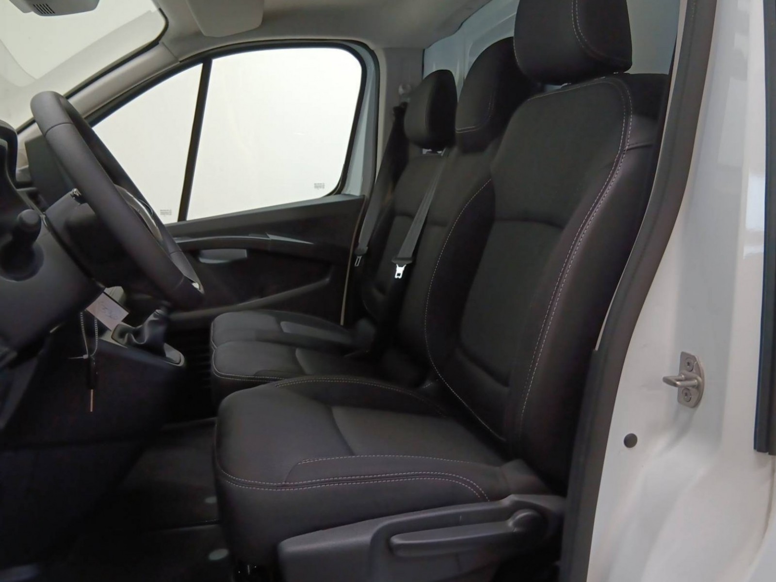 RENAULT - TRAFIC FOURGON - #189434 - 24