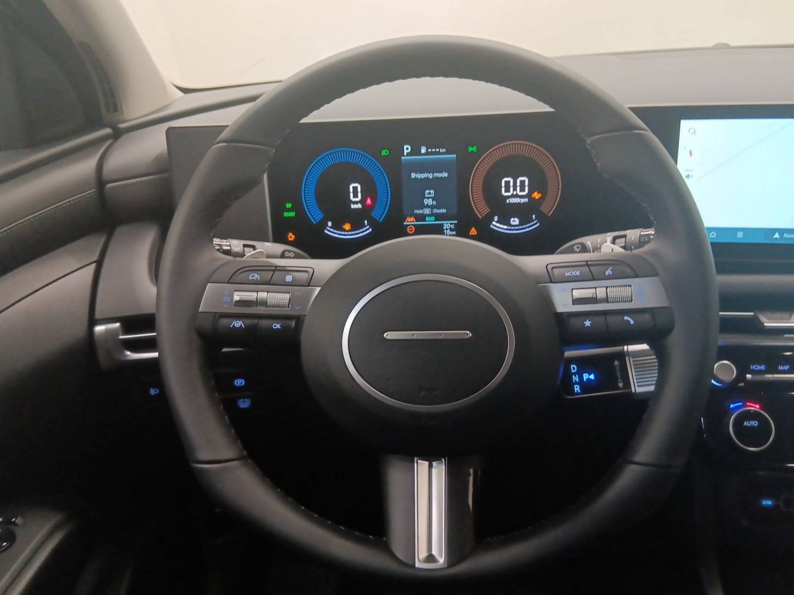 HYUNDAI - TUCSON - #410014 - 12