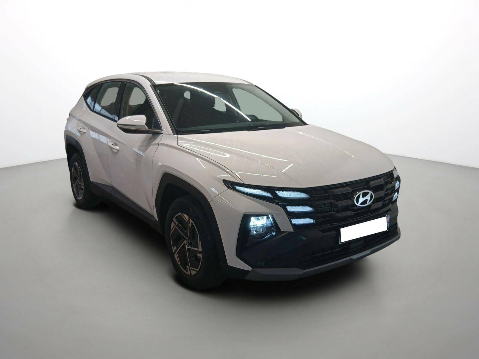 HYUNDAI - TUCSON - #410022 - 15