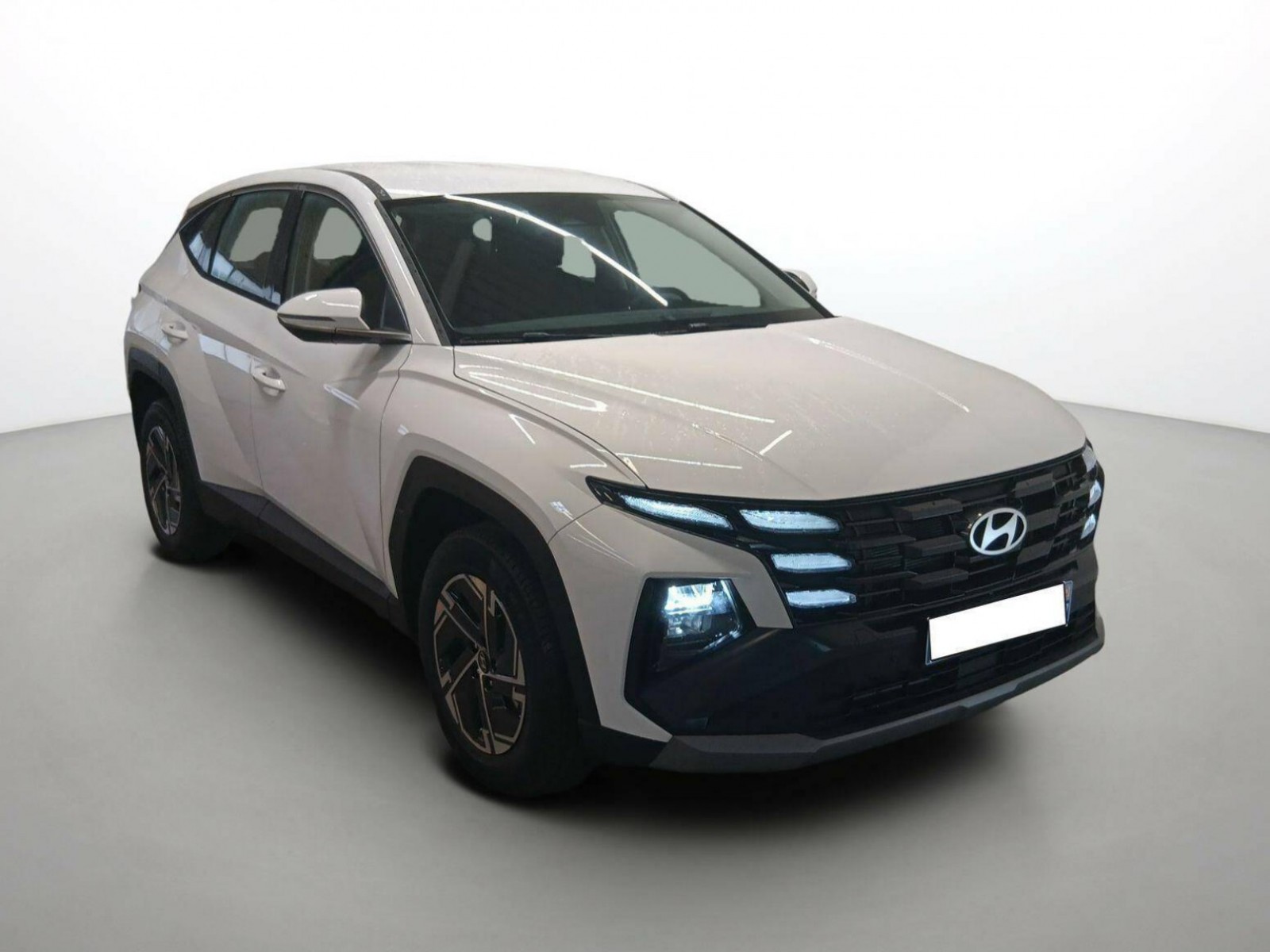HYUNDAI - TUCSON - #410022 - 31