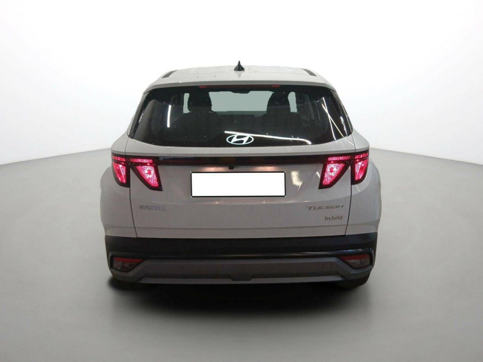 HYUNDAI - TUCSON - #410023 - 19