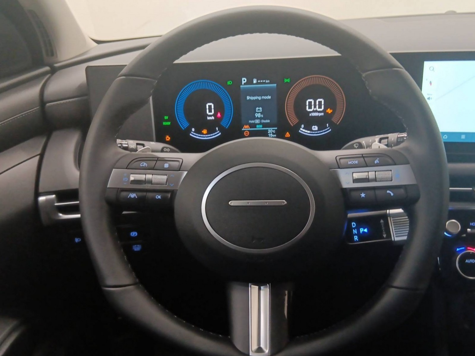 HYUNDAI - TUCSON - #410023 - 32
