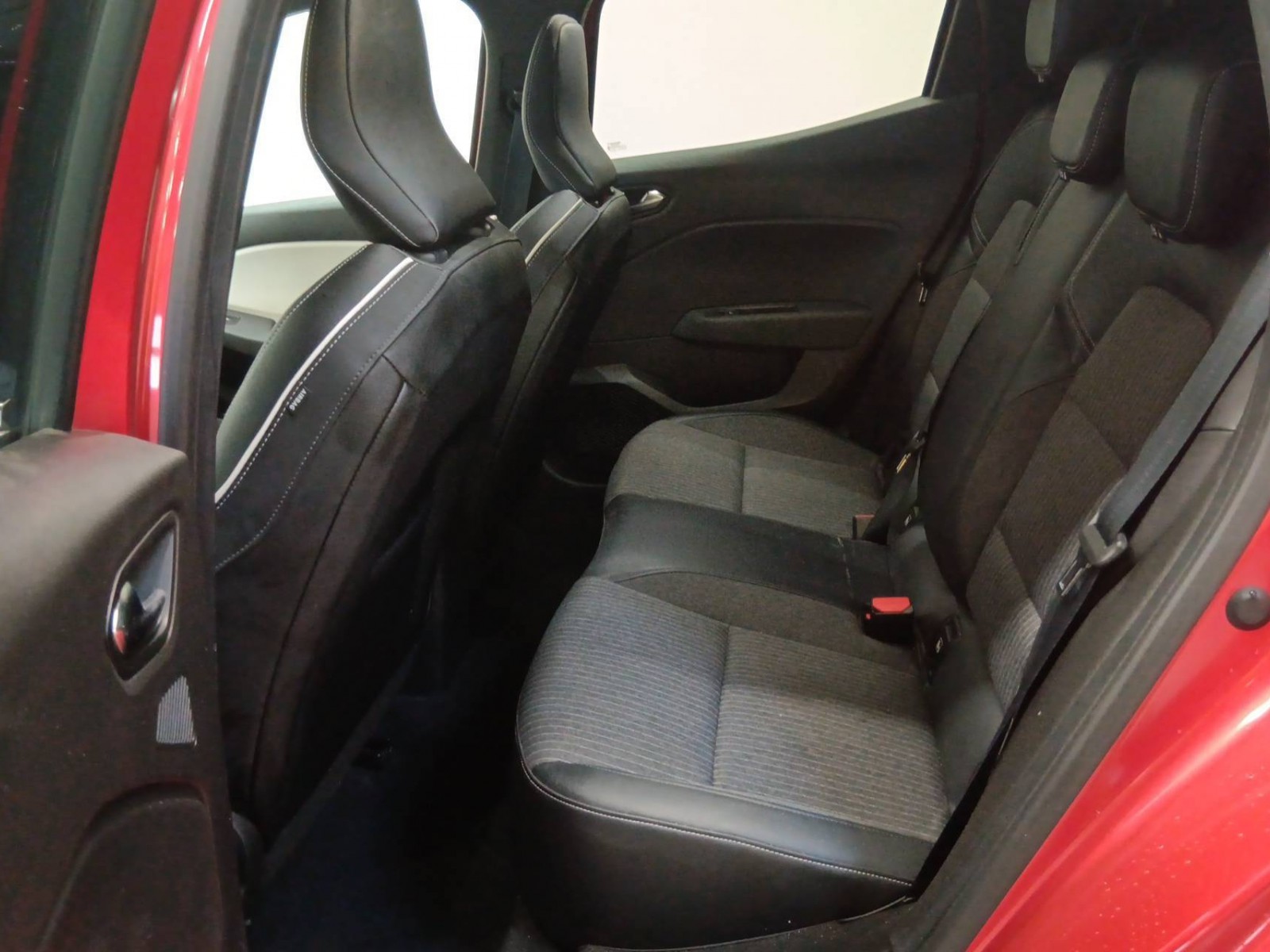 RENAULT - CLIO V - #333701 - 8