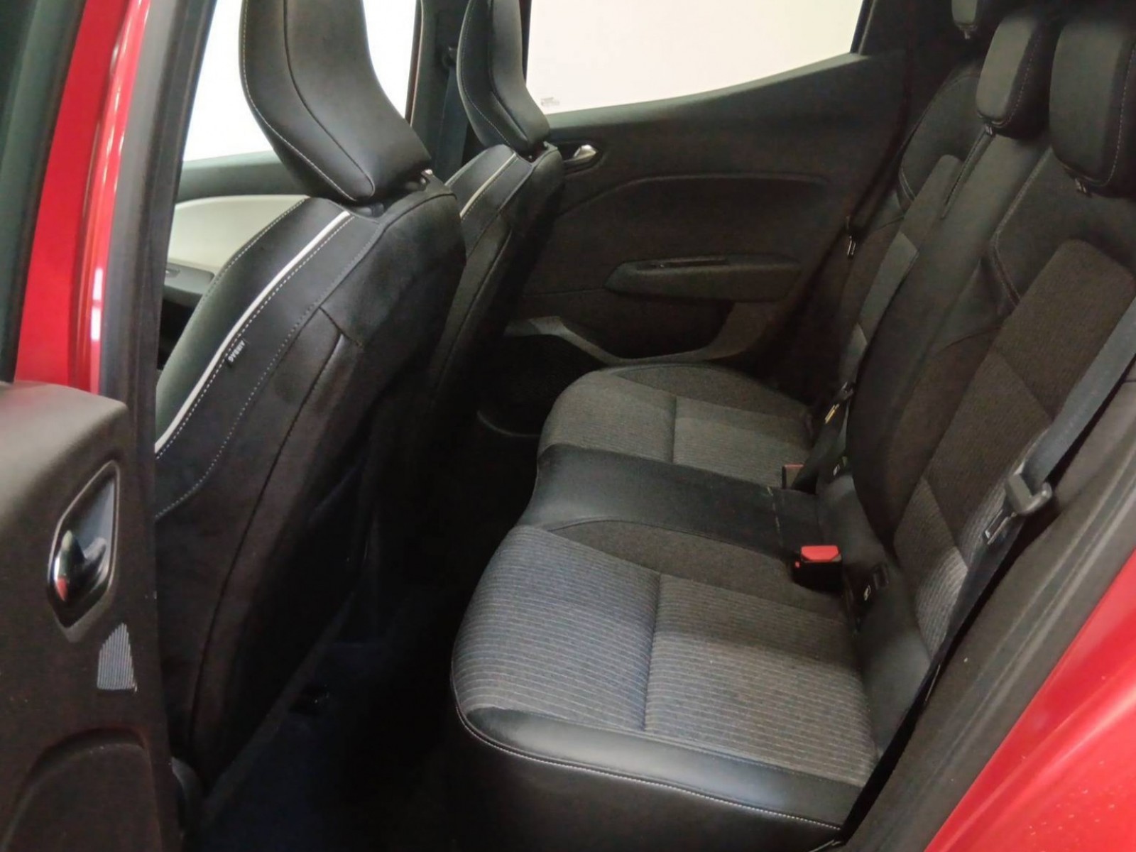 RENAULT - CLIO V - #333698 - 8