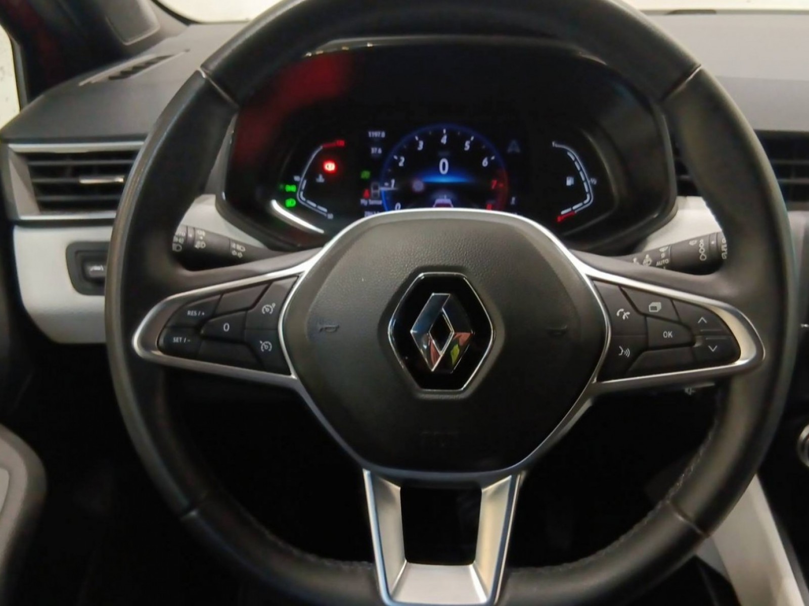 RENAULT - CLIO V - #333698 - 30