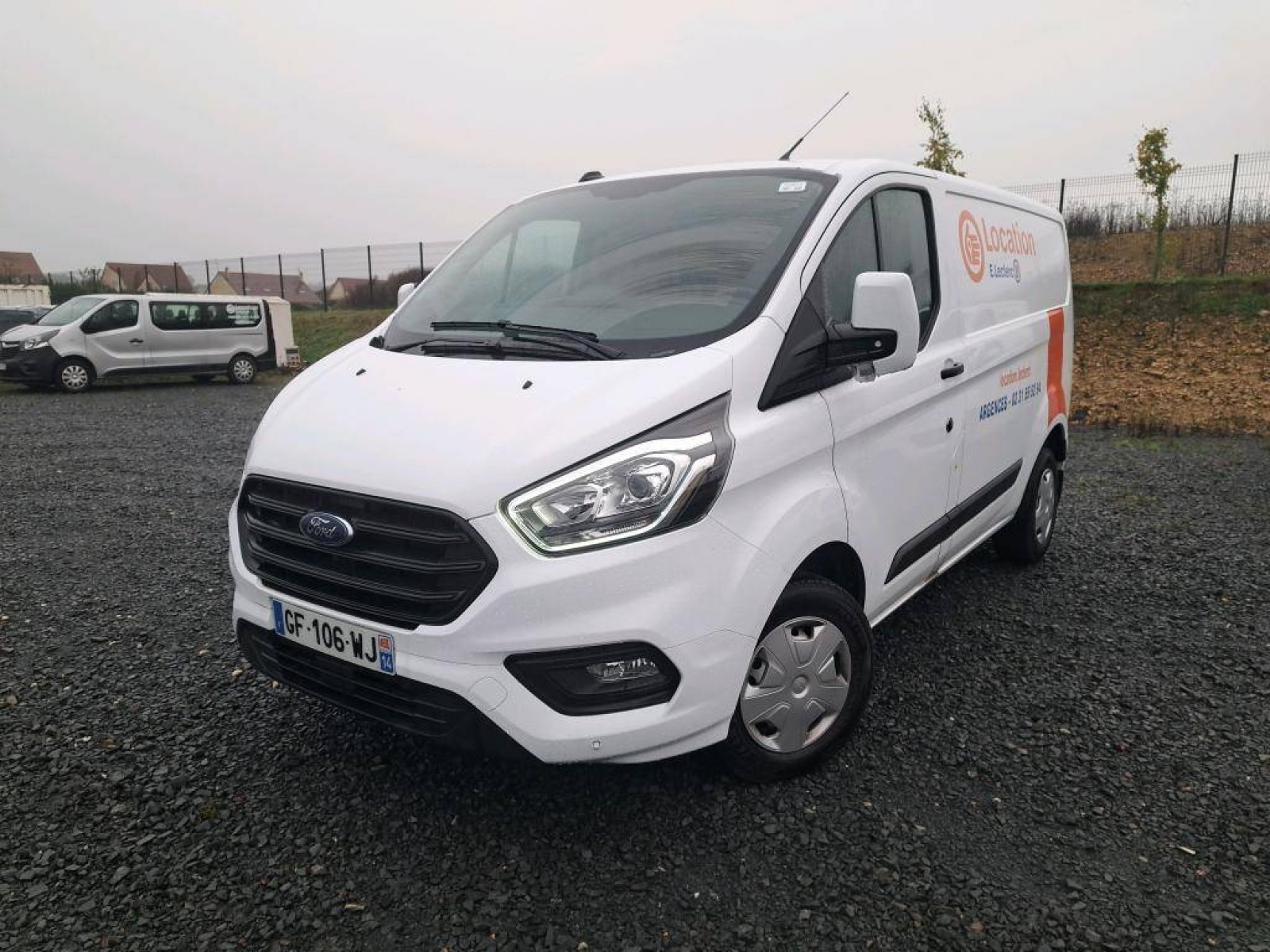 FORD - TRANSIT CUSTOM FOURGON - #421276 - 0