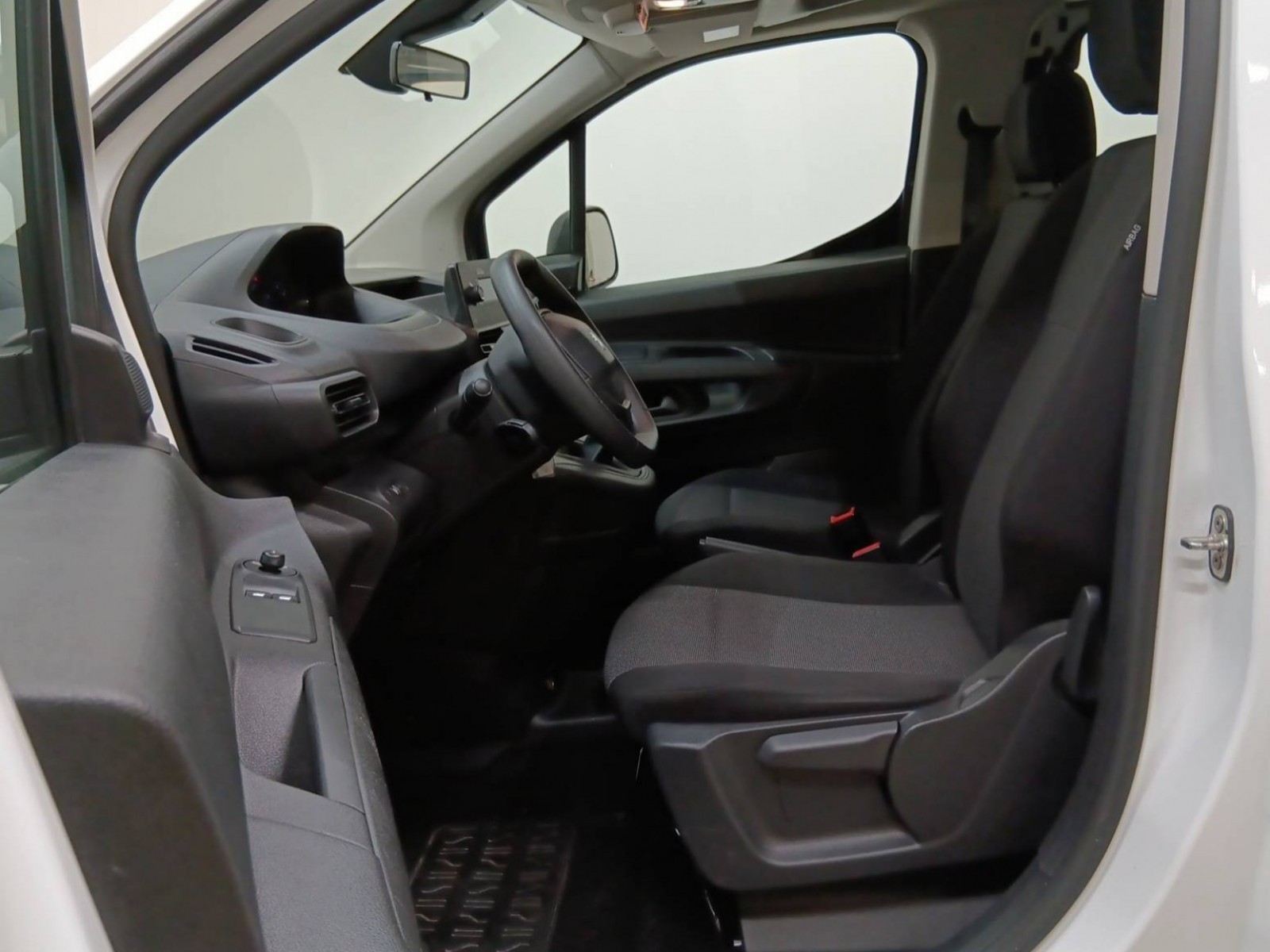 PEUGEOT - RIFTER - #408933 - 24