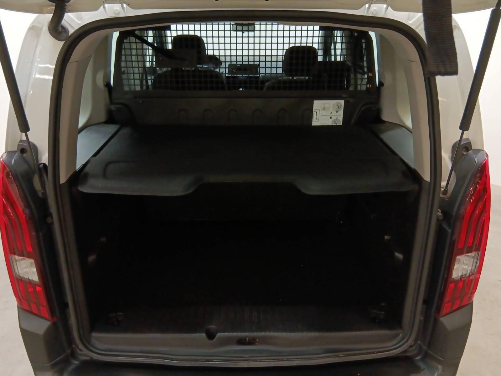 PEUGEOT - RIFTER - #408933 - 13