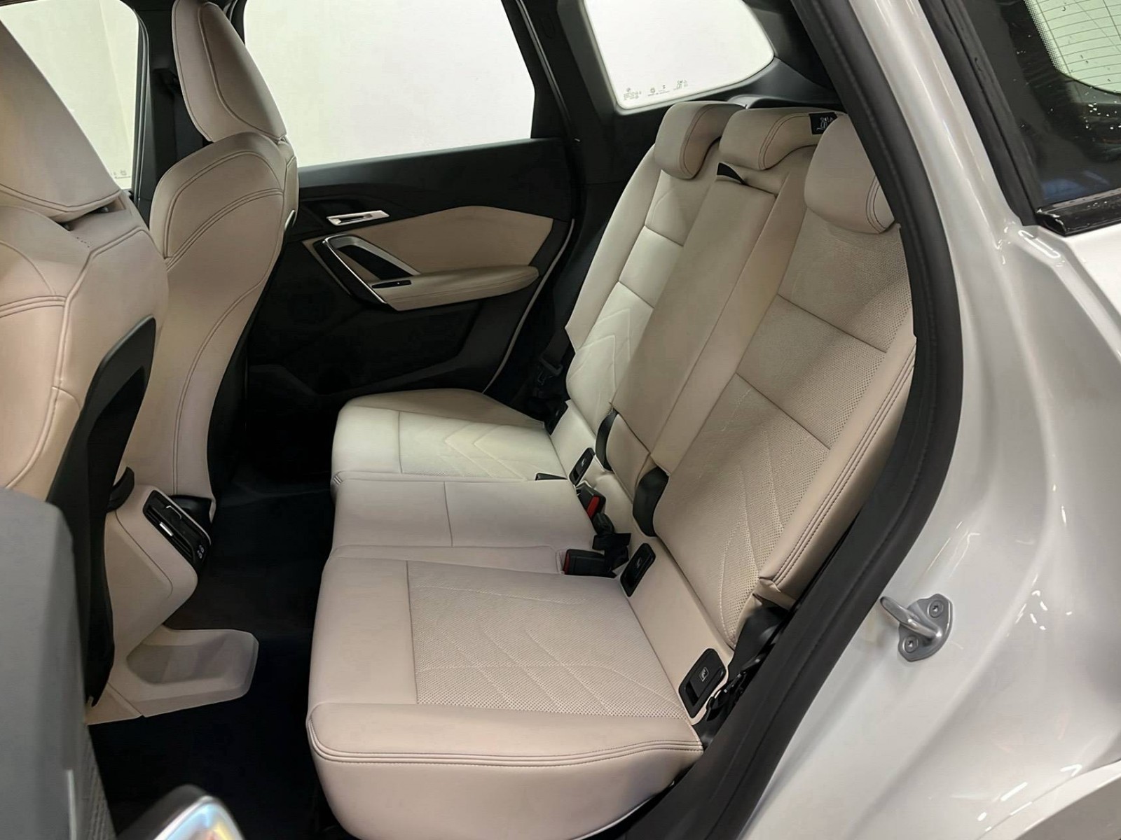 BMW - X1 U11 - #331119 - 8