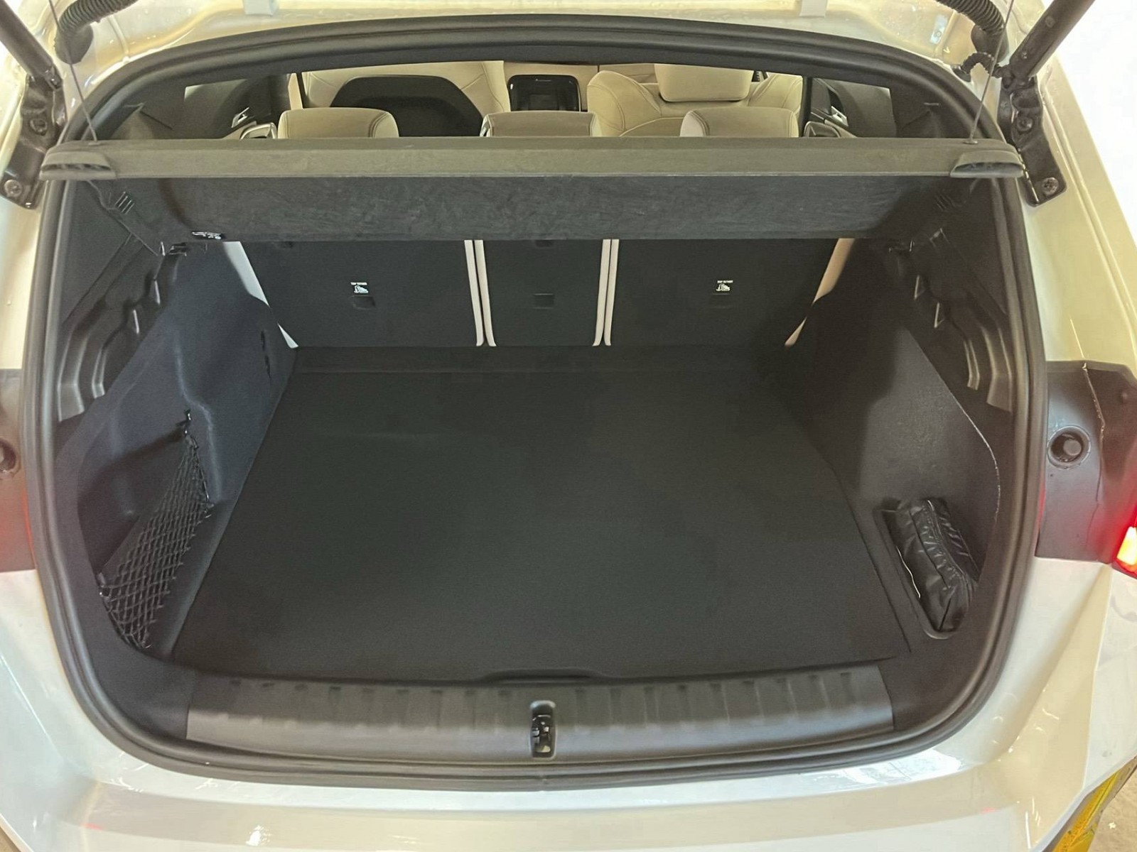 BMW - X1 U11 - #331119 - 13