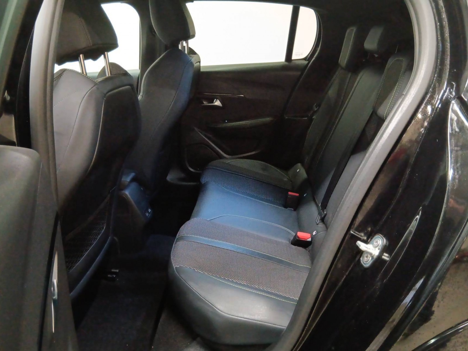 PEUGEOT - 208 - #315888 - 8