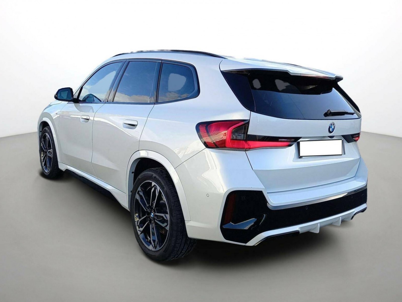 BMW - X1 U11 - #400764 - 19
