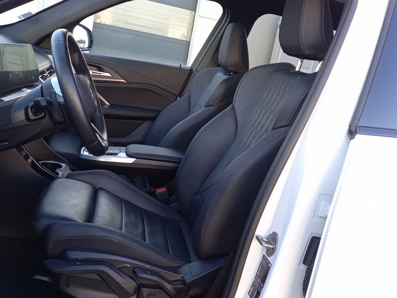 BMW - X1 U11 - #400764 - 24