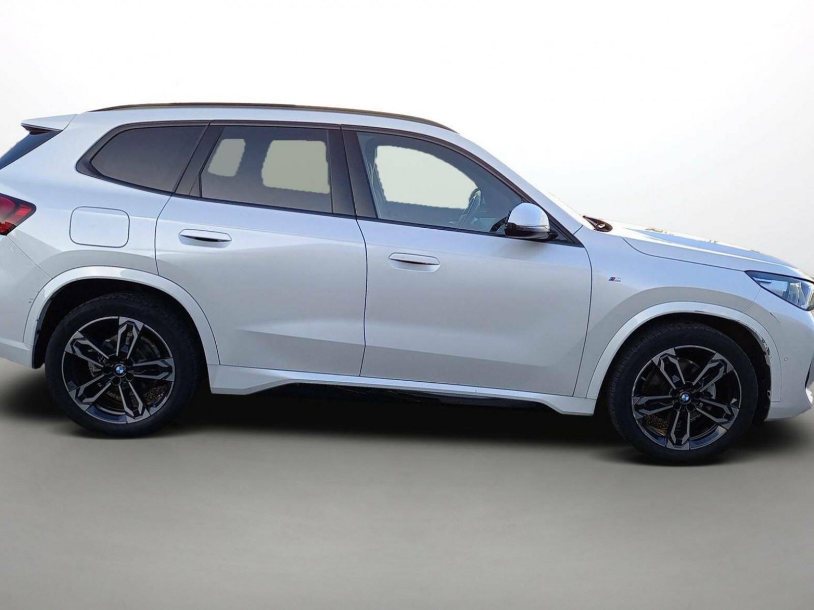 BMW - X1 U11 - #400764 - 32