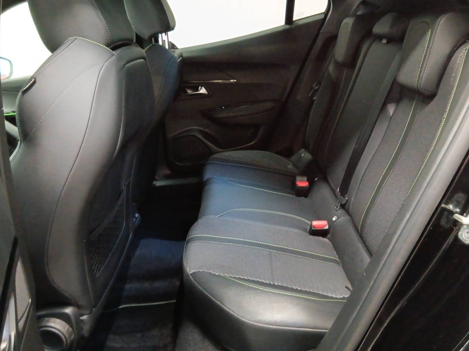 PEUGEOT - 2008 - #384101 - 8