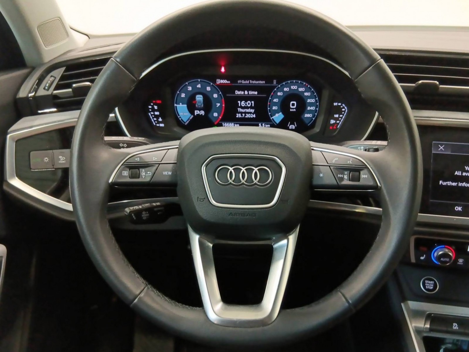 AUDI - Q3 - #198624 - 27