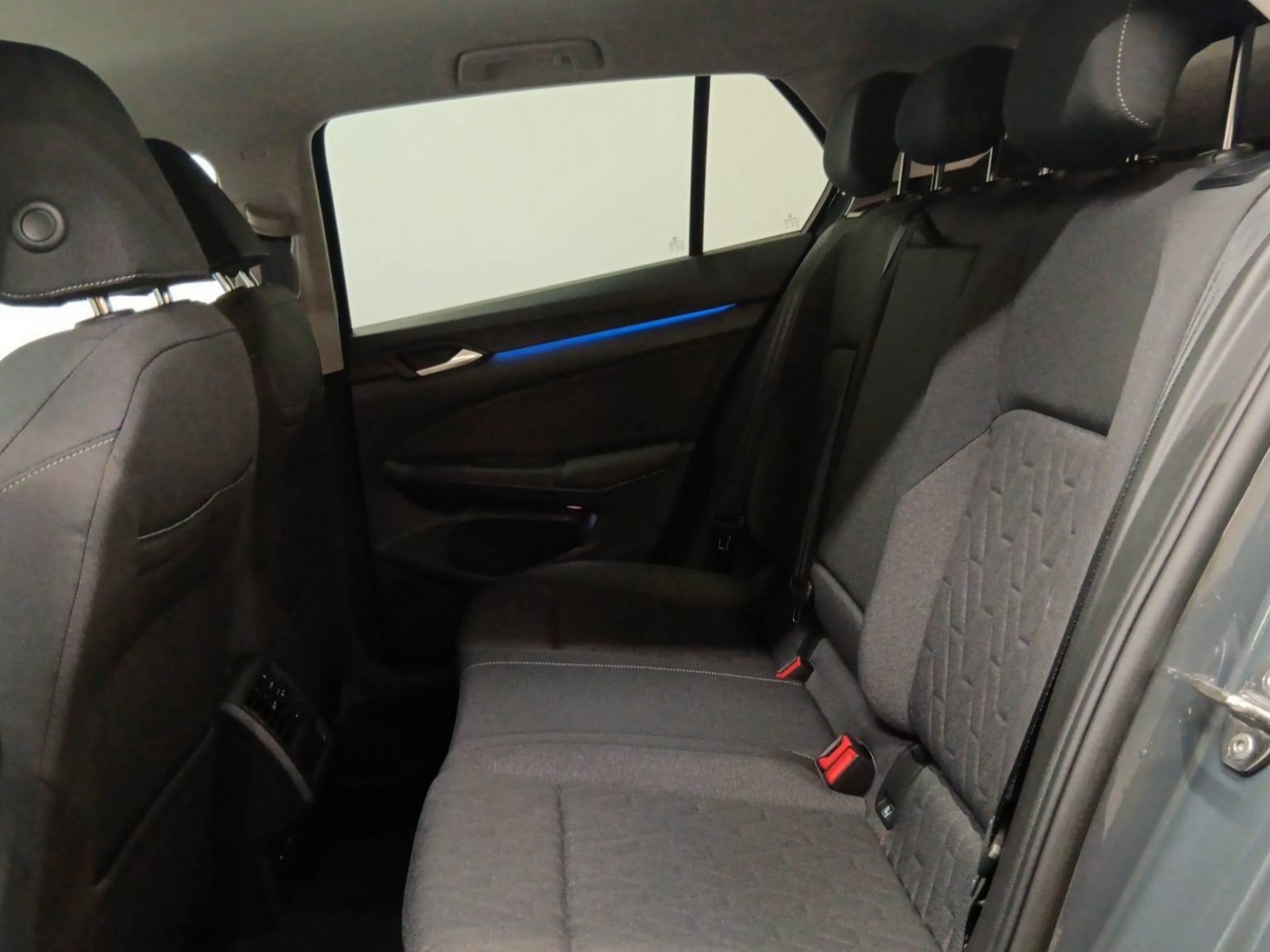 VOLKSWAGEN - GOLF - #361538 - 8