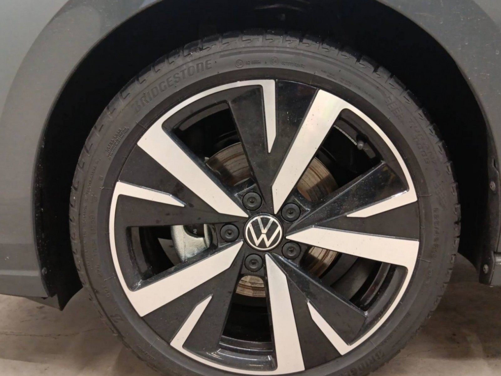 VOLKSWAGEN - GOLF - #361538 - 33