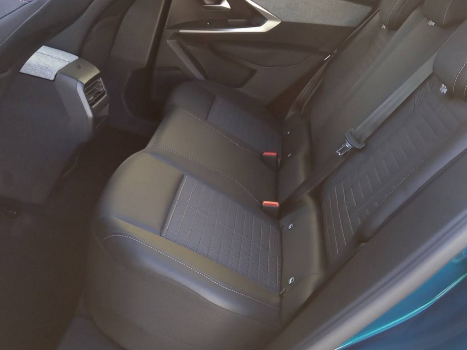 PEUGEOT - 3008 - #349636 - 32