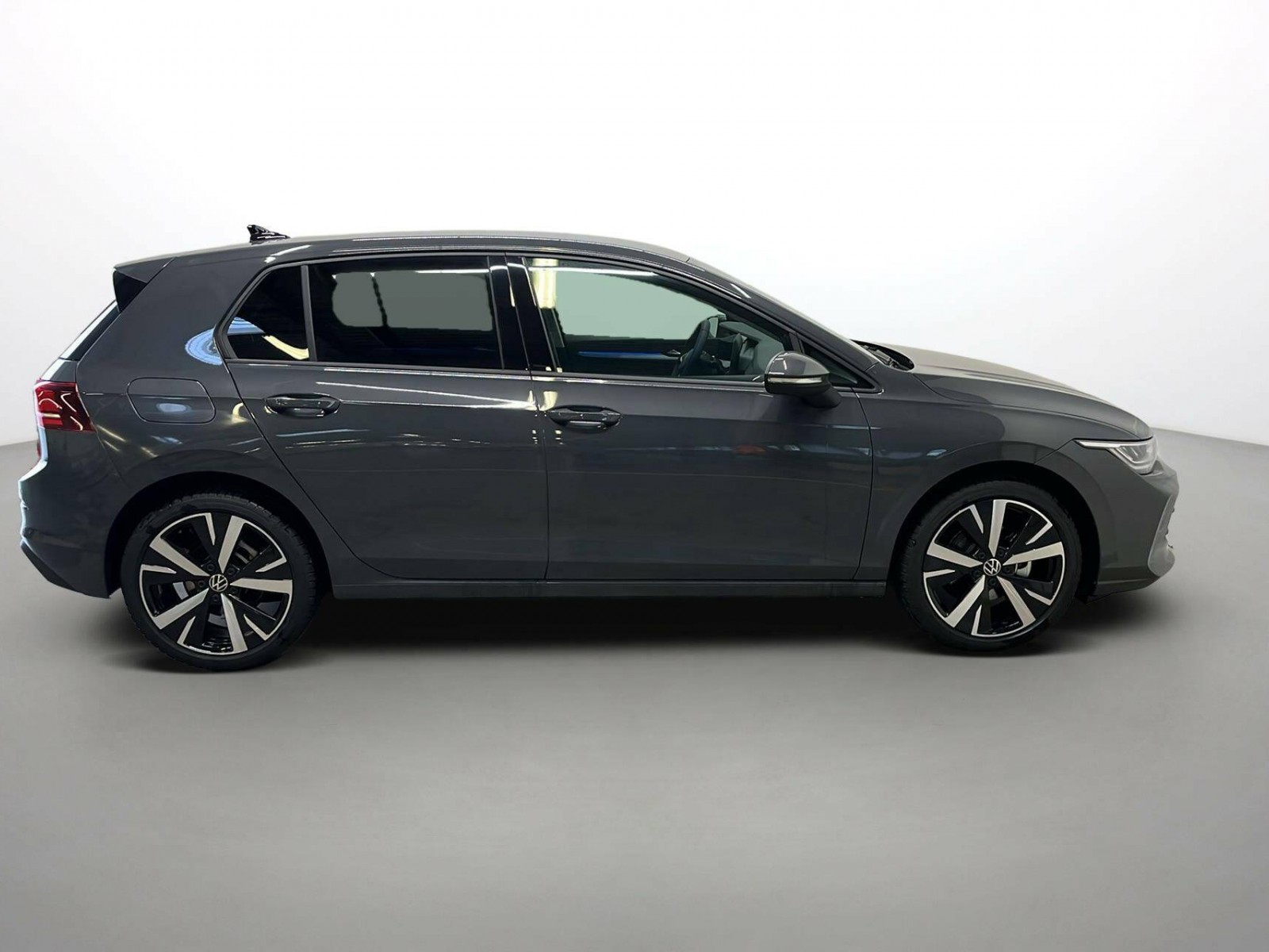 VOLKSWAGEN - GOLF - #361537 - 15