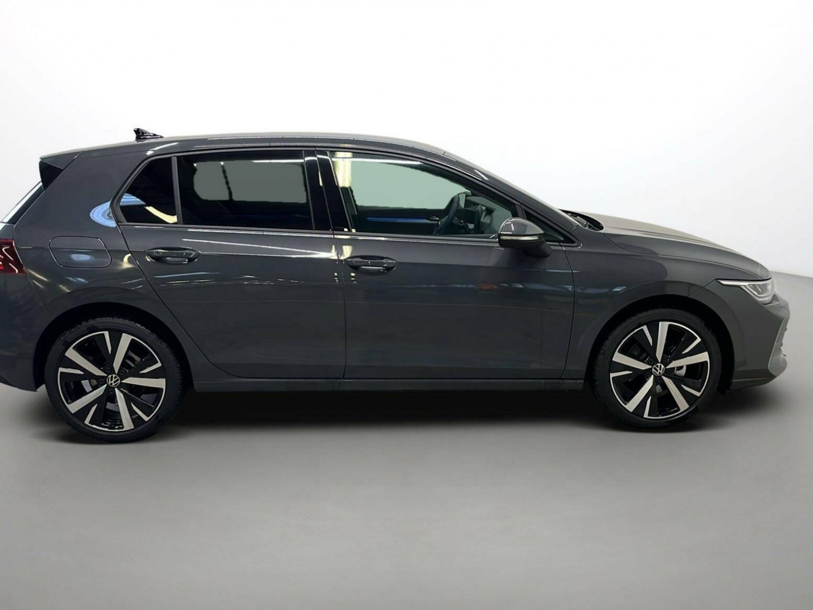 VOLKSWAGEN - GOLF - #361537 - 28