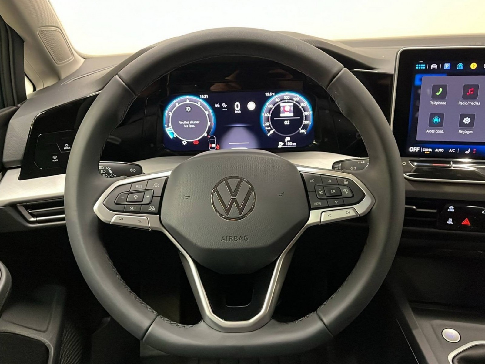 VOLKSWAGEN - GOLF - #361537 - 23