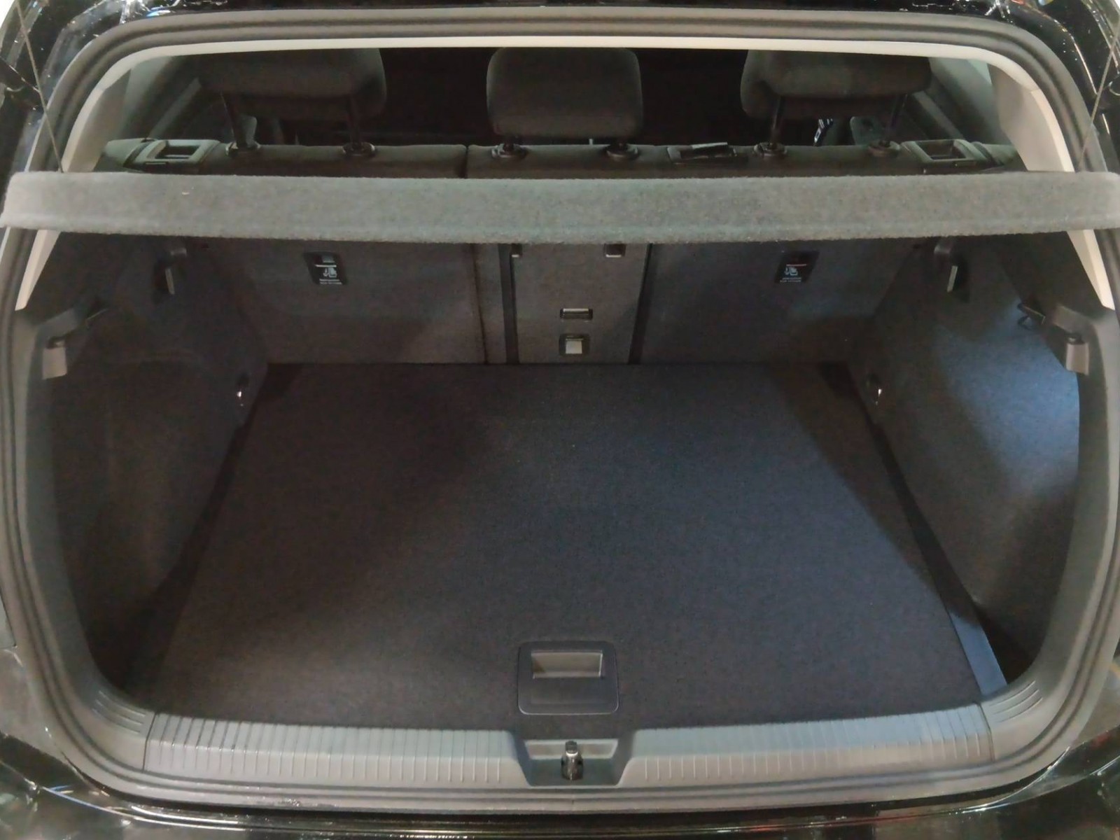 VOLKSWAGEN - GOLF NOUVELLE MY25 - #356828 - 13