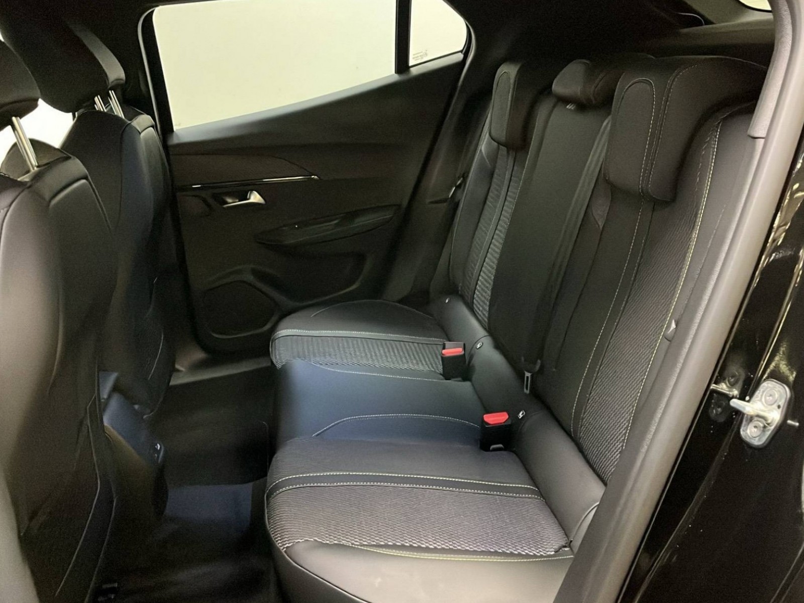 PEUGEOT - 2008 - #188378 - 8