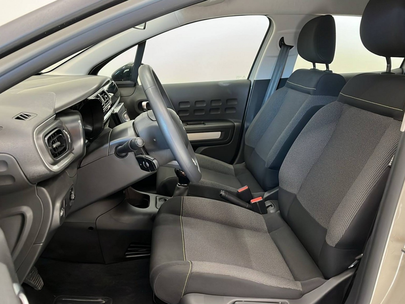 CITROEN - C3 - #384111 - 7