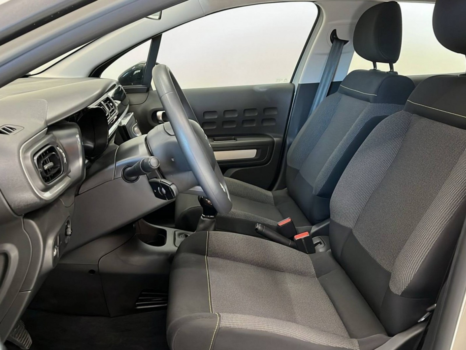 CITROEN - C3 - #384110 - 27