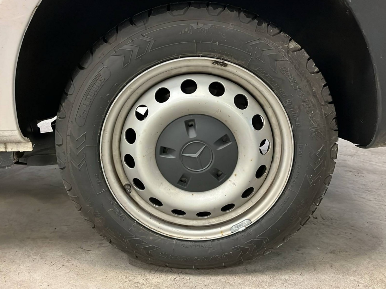 MERCEDES - VITO FOURGON - #359530 - 18
