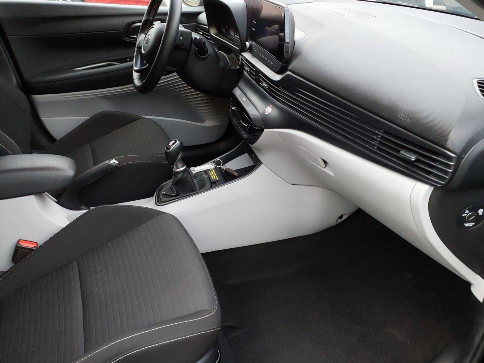 HYUNDAI - i20 - #454036 - 6