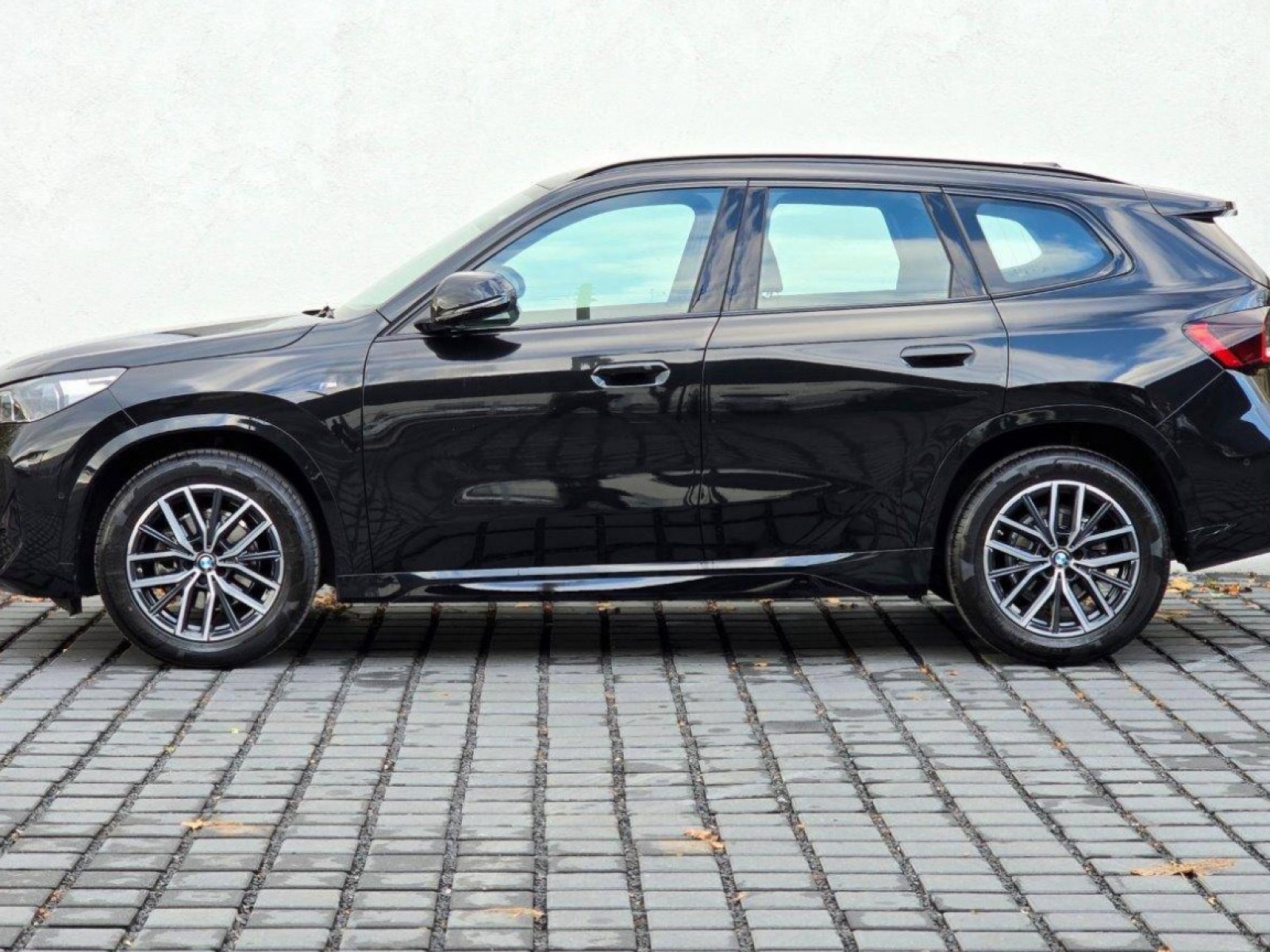 BMW - X1 U11 - #454187 - 23
